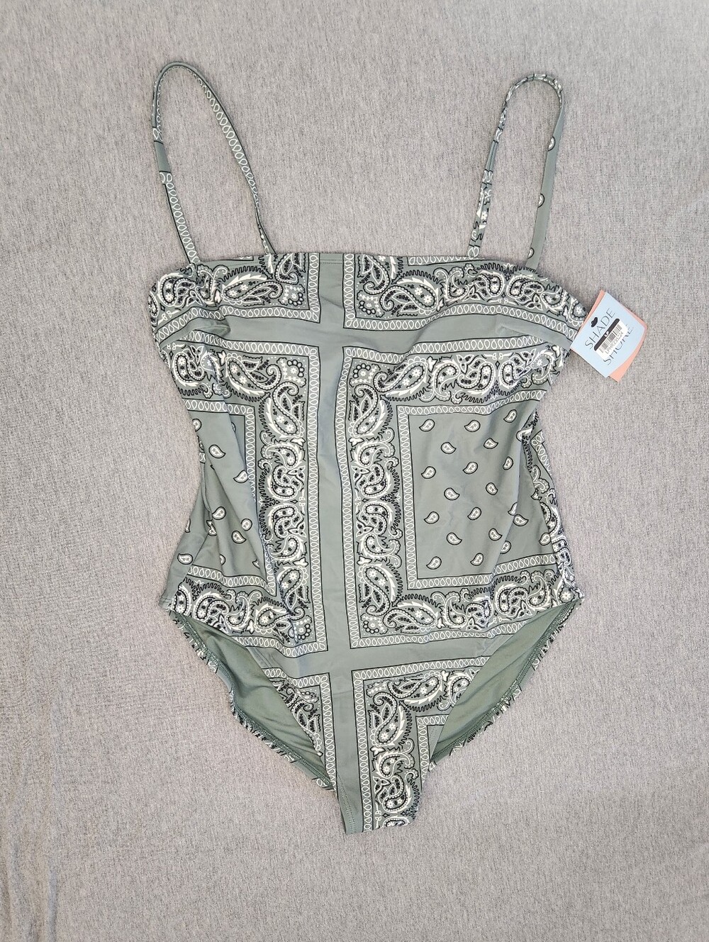Shade & Shore Women’s Bandana Print Square Neck One‑Piece – Green (Size XL)